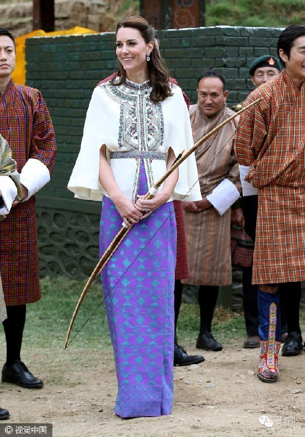她貴比英女王，卻穿幾百塊的衣服美翻東南亞！
